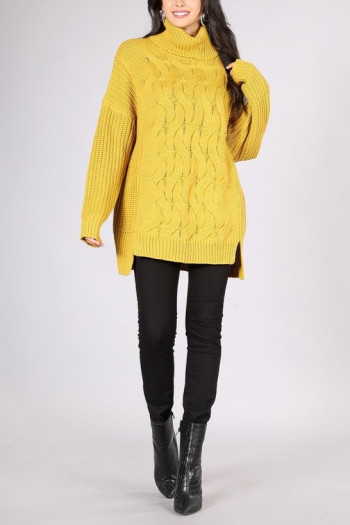 CABLE TURTLENECK SWEATER